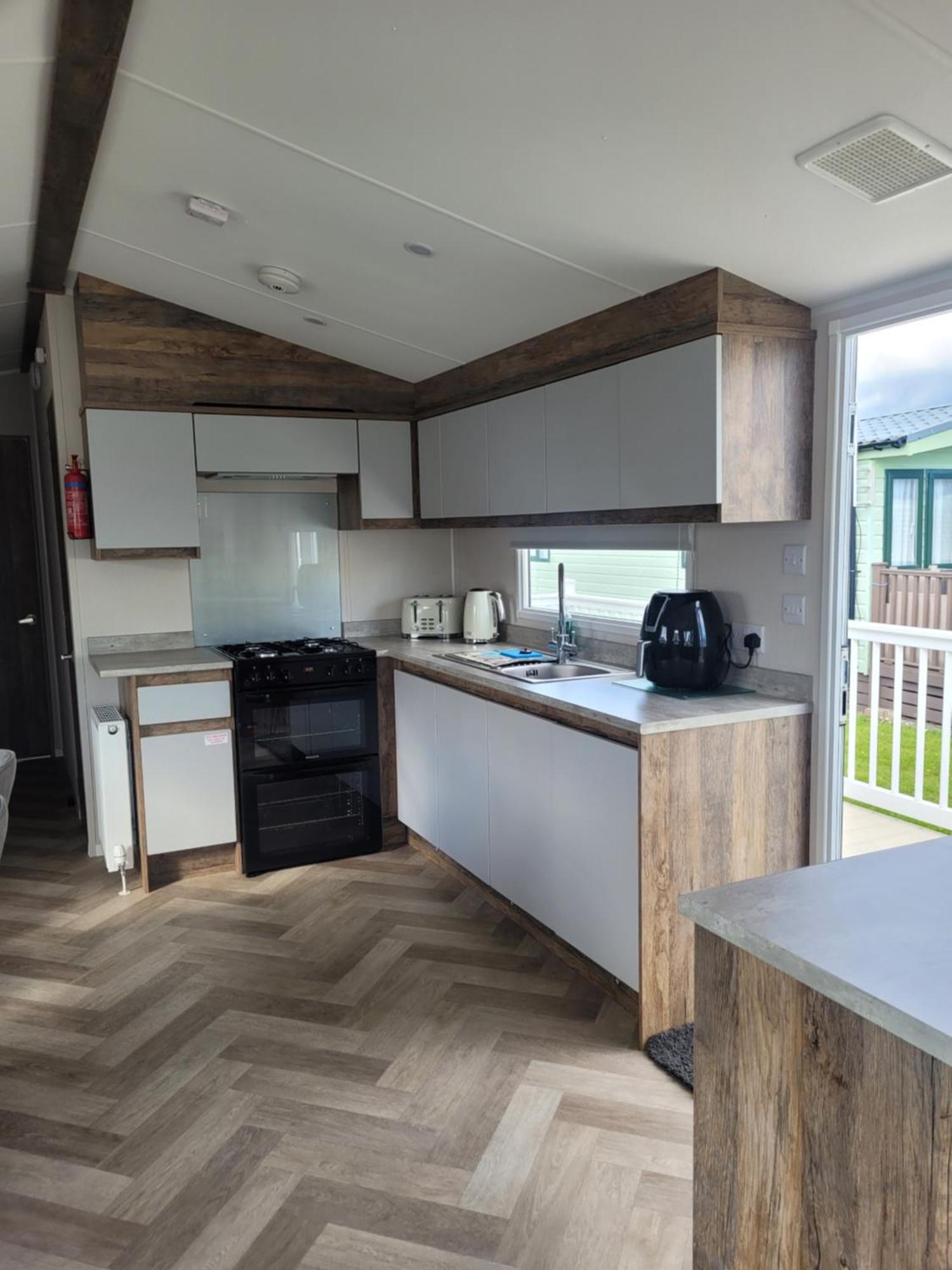 Q8 Ocean Edge Caravan Park Heysham Buitenkant foto